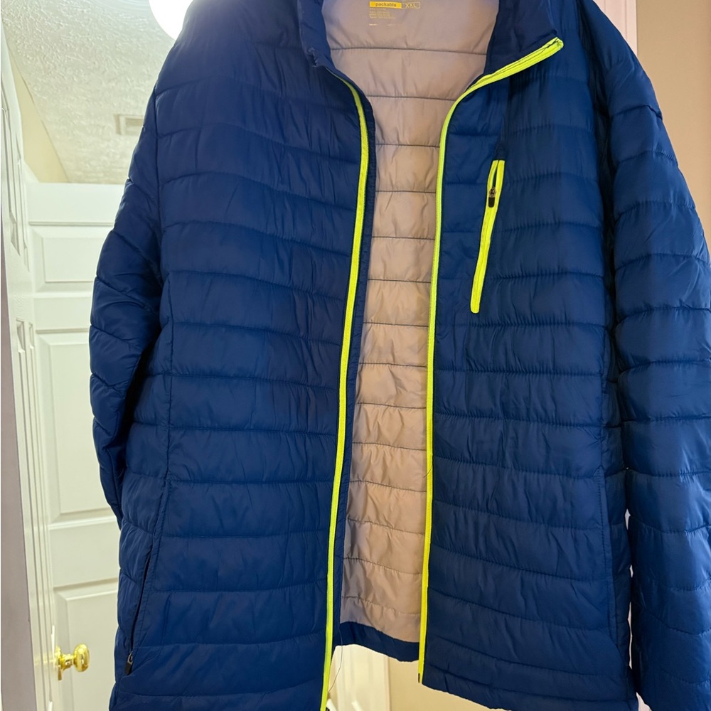 Xersion Men's Navy Puffer Jacket with Neon Trim